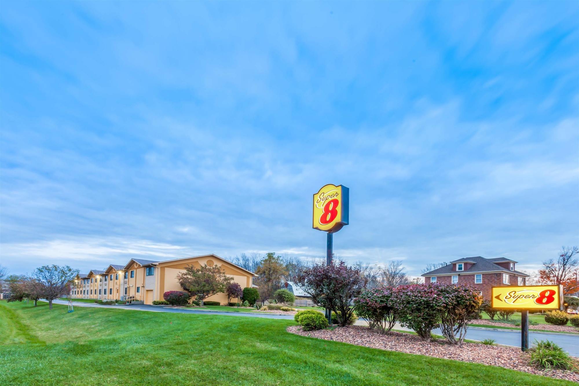 Super 8 By Wyndham Liverpool/Clay/Syracuse Area Exteriér fotografie